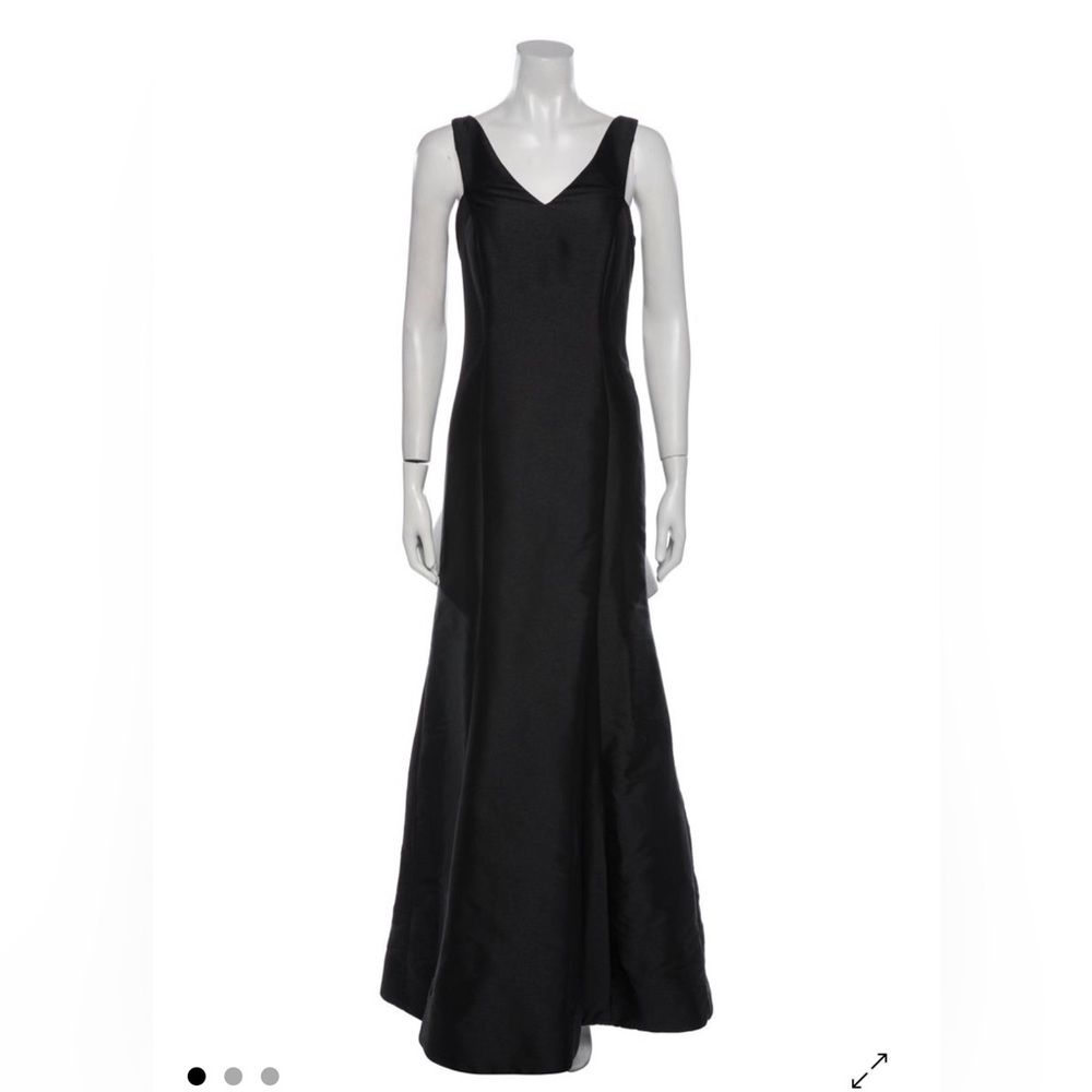 Niteline by Della Roufogali Classic Black Full Length Evening Gown